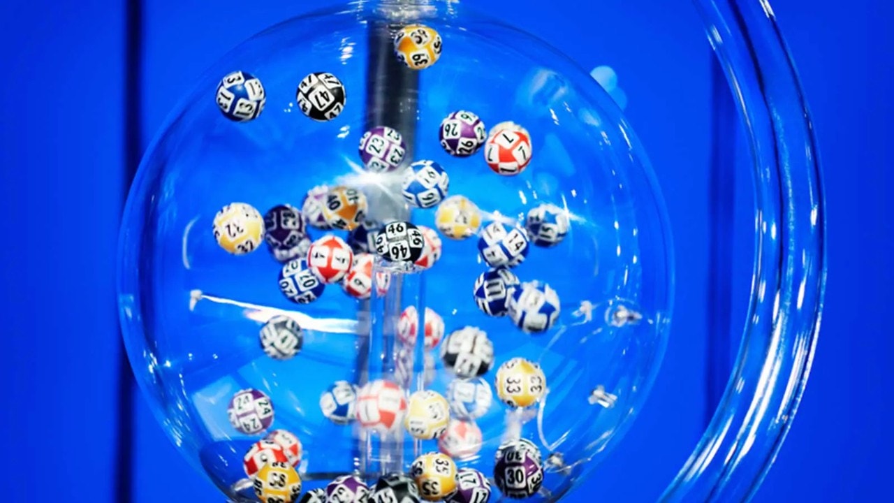 Bolas de Lotto en tazón de cristal