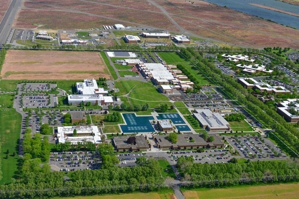 Foto aérea do Laboratório Nacional do Noroeste do Pacífico