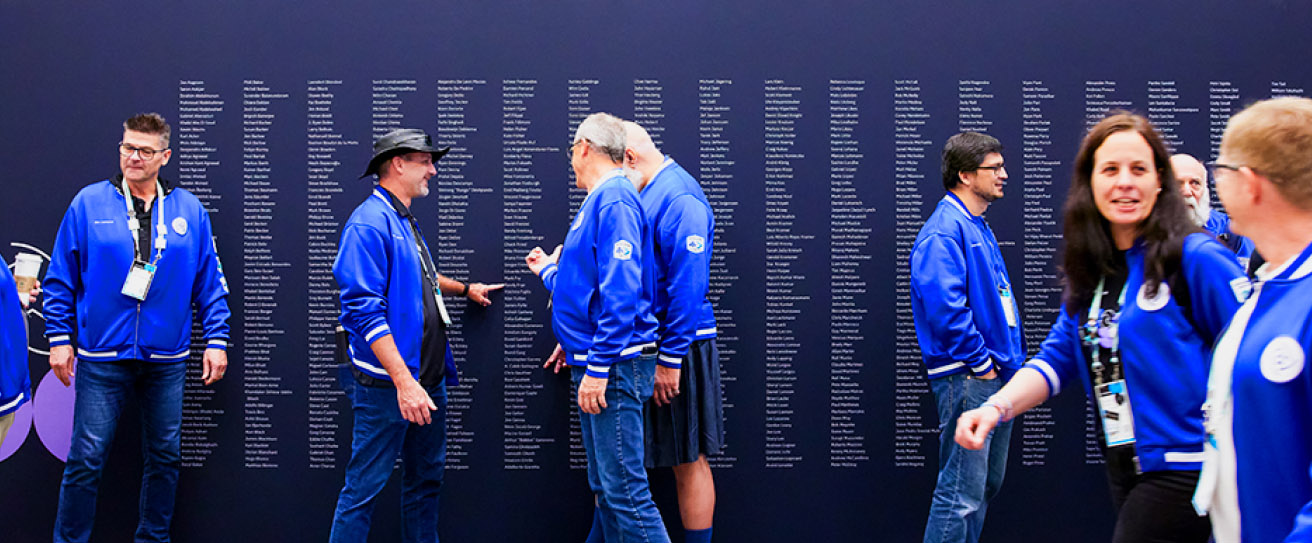 Background fallback image